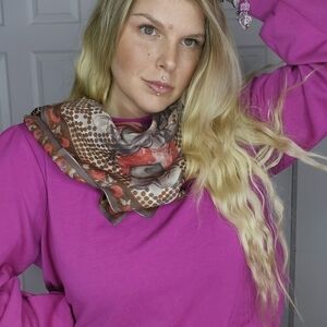 26"x26" FLORAL SQUARE SATIN SCARF